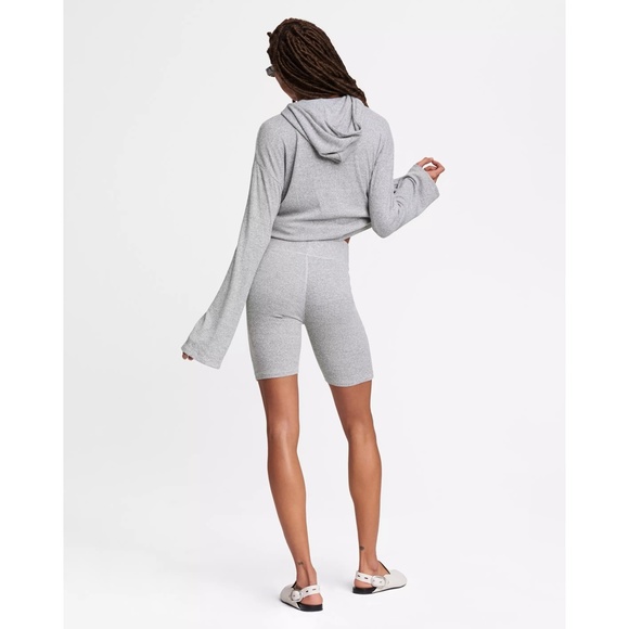 ✨RAG & BONE✨ NWT The Knit Rib Slim Fit Bike Short in Light Grey Sz XS - Picture 5 of 8